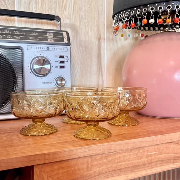 Vintage 4 Piece Stackable Textured Short Coup Cocktail Dessert Glasses 70s 80s - Picture 5 of 5